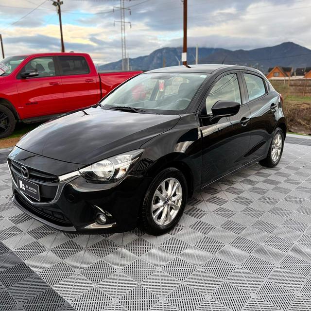 Mazda 2 — foto 16 de 39