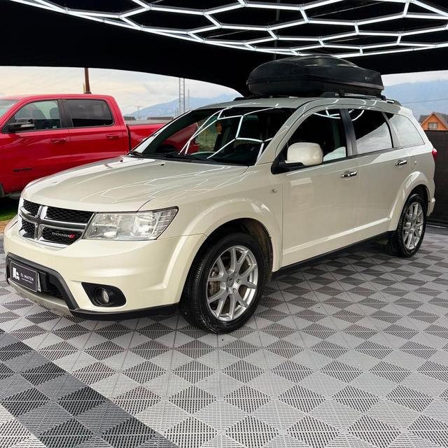 Dodge Journey Rt24 — foto 18 de 40