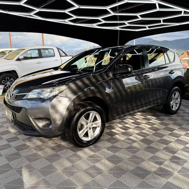 Chevrolet Onix — foto 18 de 40