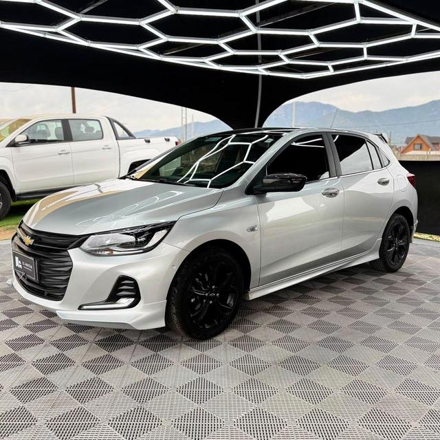 Chevrolet Onix — foto 15 de 40